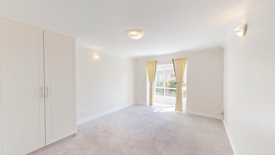 2 Bedroom Property for Sale in Harbour Island Western Cape